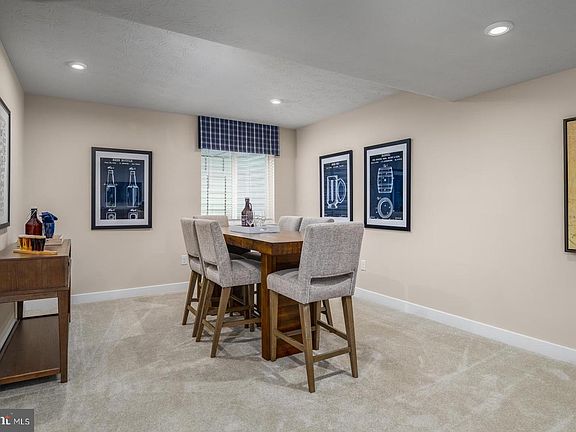 5th image of 112 Rivoli Ct
