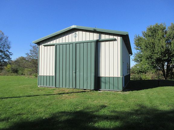 2nd image of 30368 Fulfs Rd