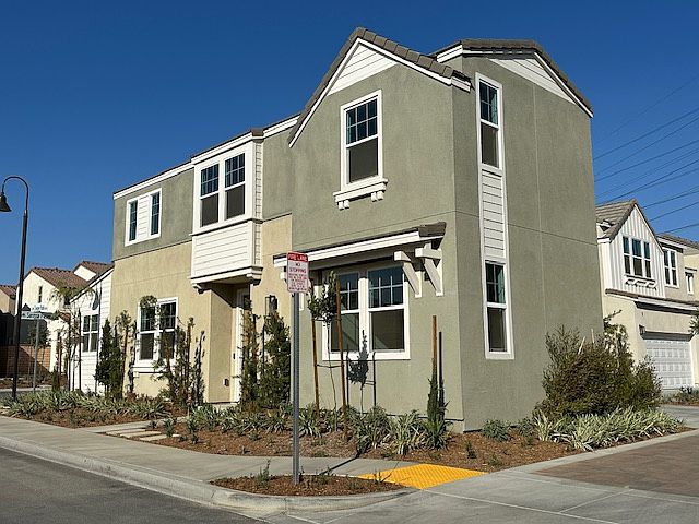 1st image of 4151 S Cleome Paseo #1