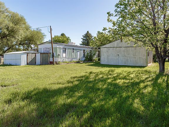 5th image of 610 3rd Ave SW
