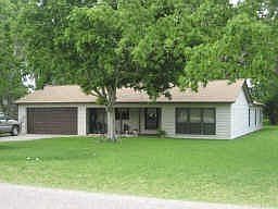 1st image of 406 Southern Oaks Dr