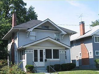 1st image of 956 Ferndale Ave