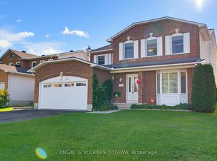 736 Hauteview Cres, Ottawa, ON K4A2B8