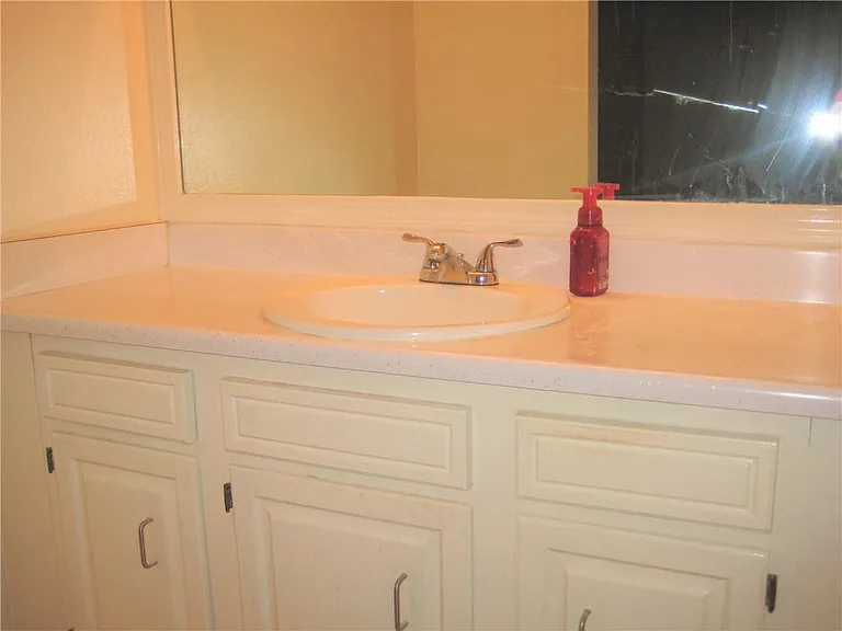 1527 Huron Ave #A — Photo 19