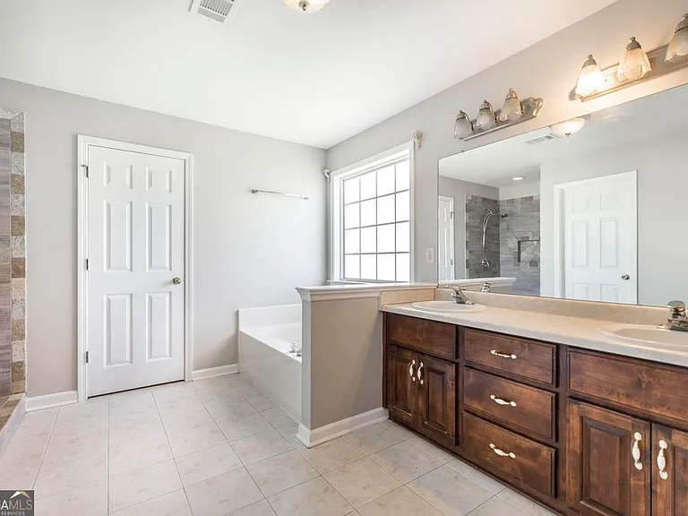 105 Millstone Way — Photo 20