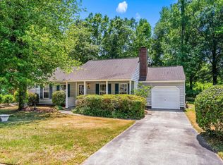 108 Woodlake Dr., Murrells Inlet, SC 29576