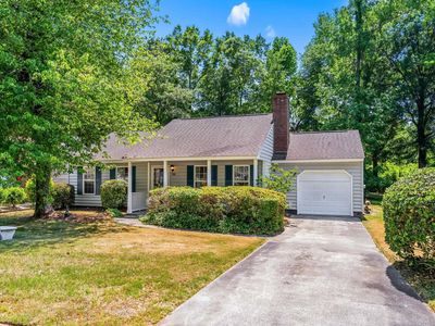 108 Woodlake Dr., Murrells Inlet, SC, 29576