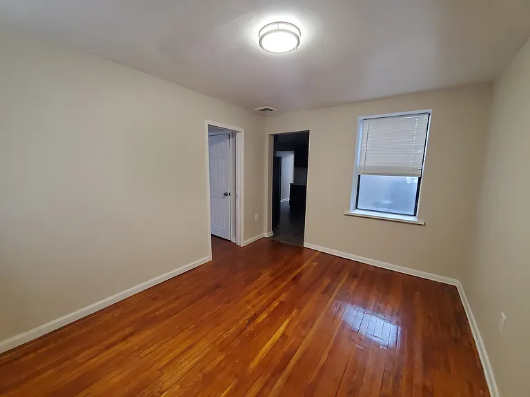 306 Main St #6 — Photo 19