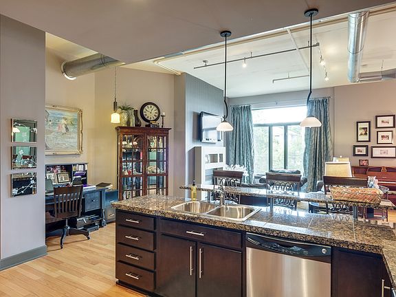 5th image of 205 31st Ave N APT 103