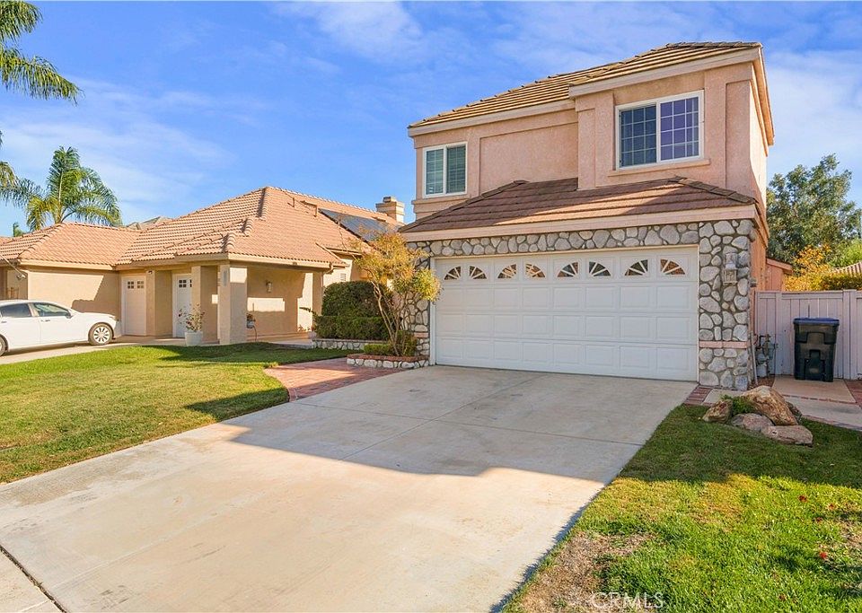 1st image of 37515 Vineyard Knoll Dr