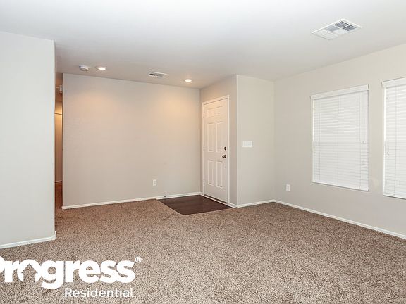3rd image of 5017 Whistling Acres Ave