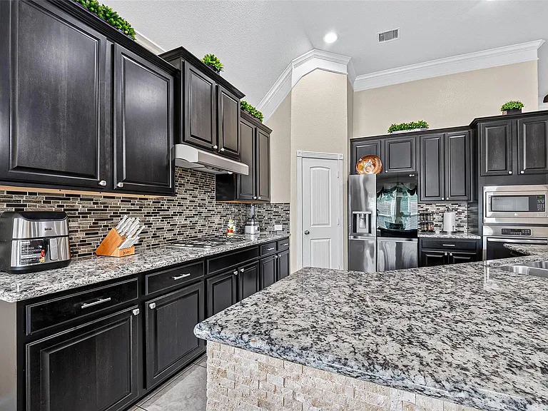 2624 Holbrook Springs Ln — Photo 13