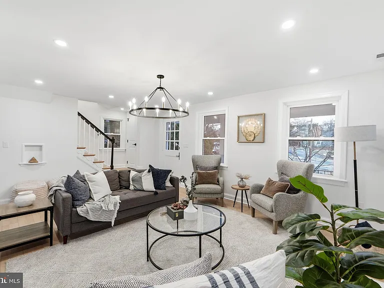 5520 N Capitol St NW — Photo 9