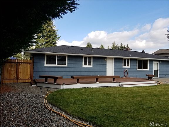 2nd image of 1010 139th St E