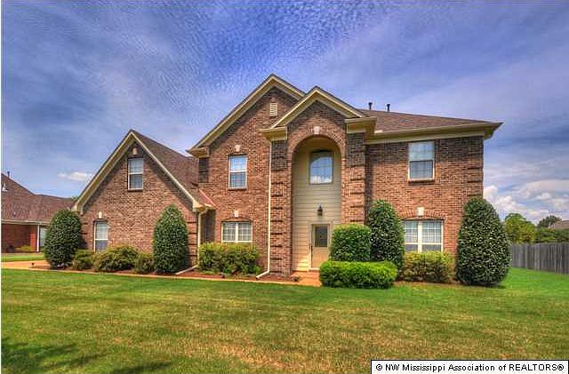1st image of 1560 Lindsey Ln
