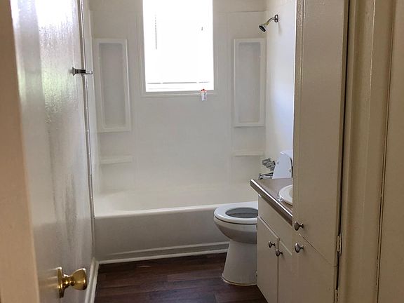 5th image of 1910 W South St APT 4