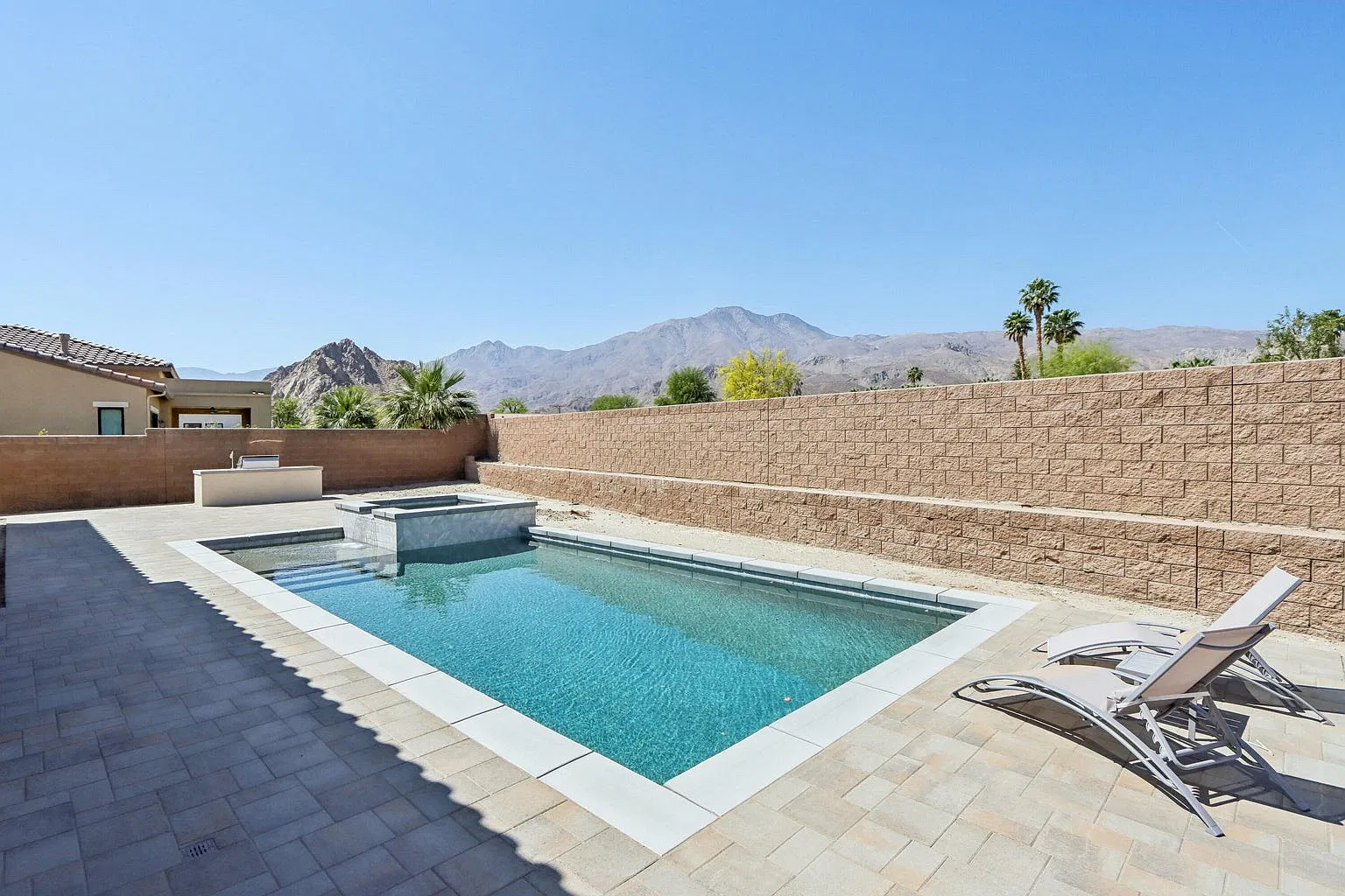 57825 Stone Creek Trl W — Photo 1