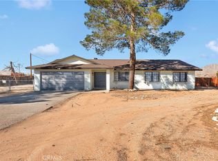 15640 Blackfoot Rd, Apple Valley, CA 92307