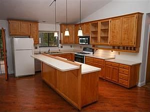 4th image of 26890 Elmore Ct