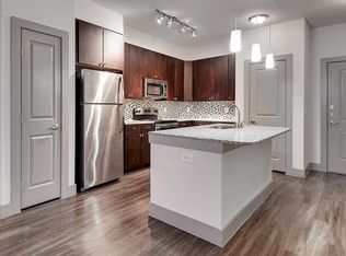404 E Border St APT 419, Arlington, TX 76010