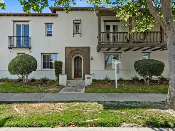 7790 Stoneleaf Rd, San Ramon, CA 94582