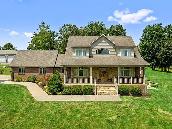 2nd image of 101 W Highland Park