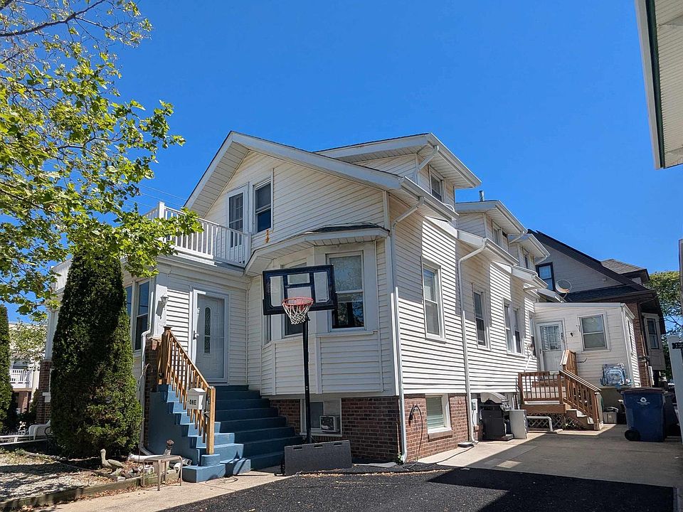 1st image of 1 S Sacramento Ave
