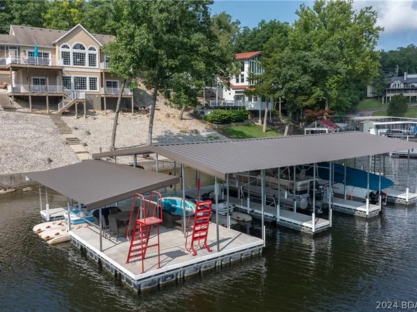 129 Hawk Cir, Lake Ozark, MO 65049