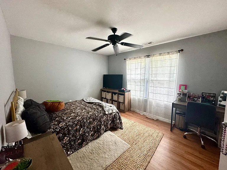 411 Sea Pointe Ct #201 — Photo 11
