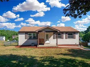 121 Kings Dr, Monaca, PA