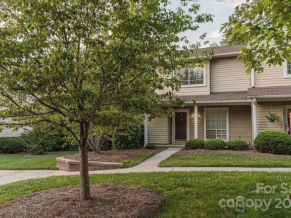 3rd image of 1654 Robins Nest Ct