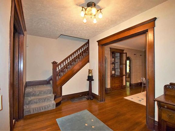 3rd image of 677 Dennison Ave