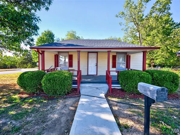 885 W 4th St, Lebanon, MO 65536