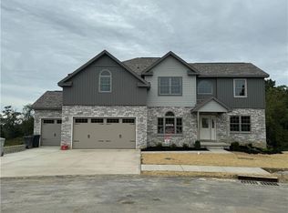 118 Harrowgate Ln, Canonsburg, PA