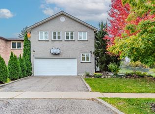 145 Old Surrey Ln, Richmond Hill, ON L4C 6R9