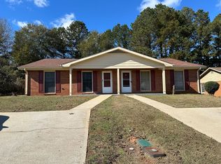 2599 Shore Wood Ct NE, Conyers, GA 30013
