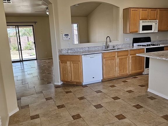 5th image of 7152 W Deserama Dr