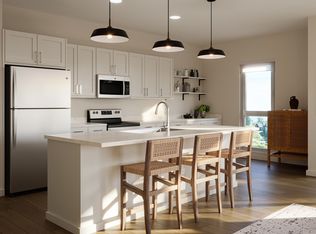 Summit at Lakeshore Commons, Oak Creek, WI 53154