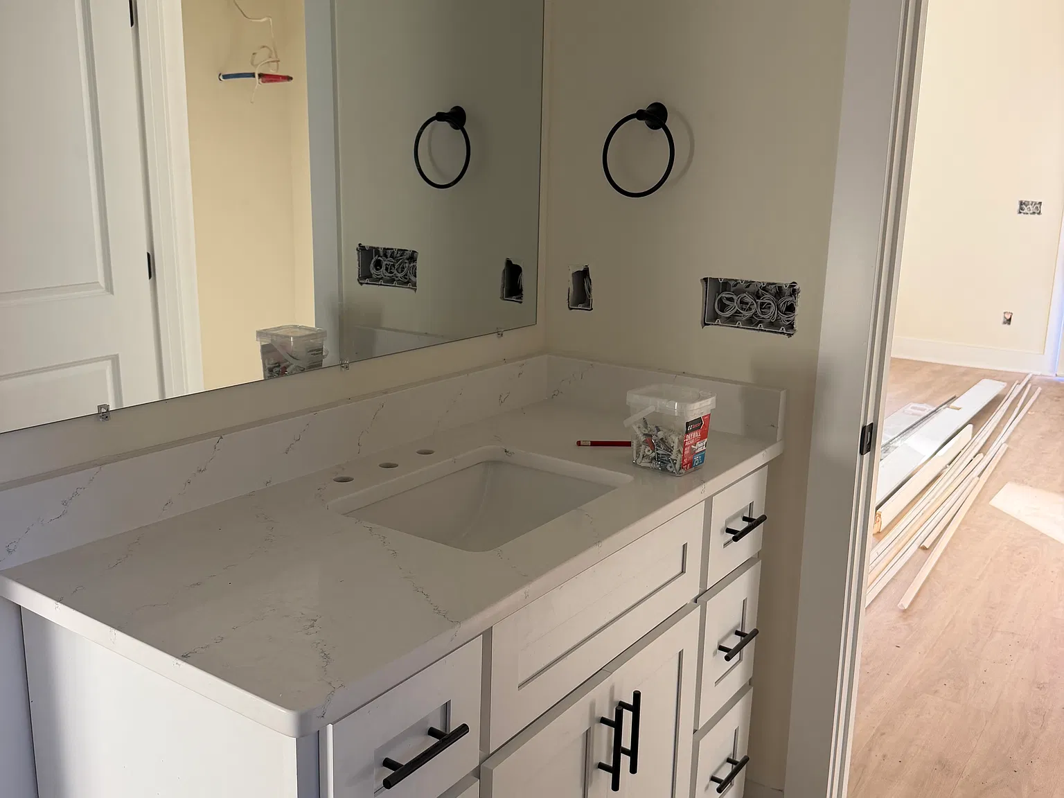 1 bed, 600 sqft, $1,600 — Photo 4