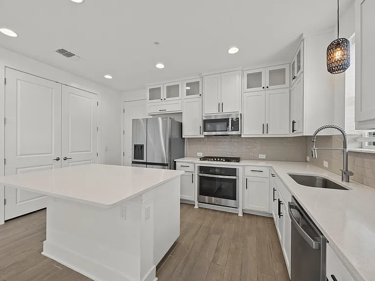 4412 Tilley St #E — Photo 7