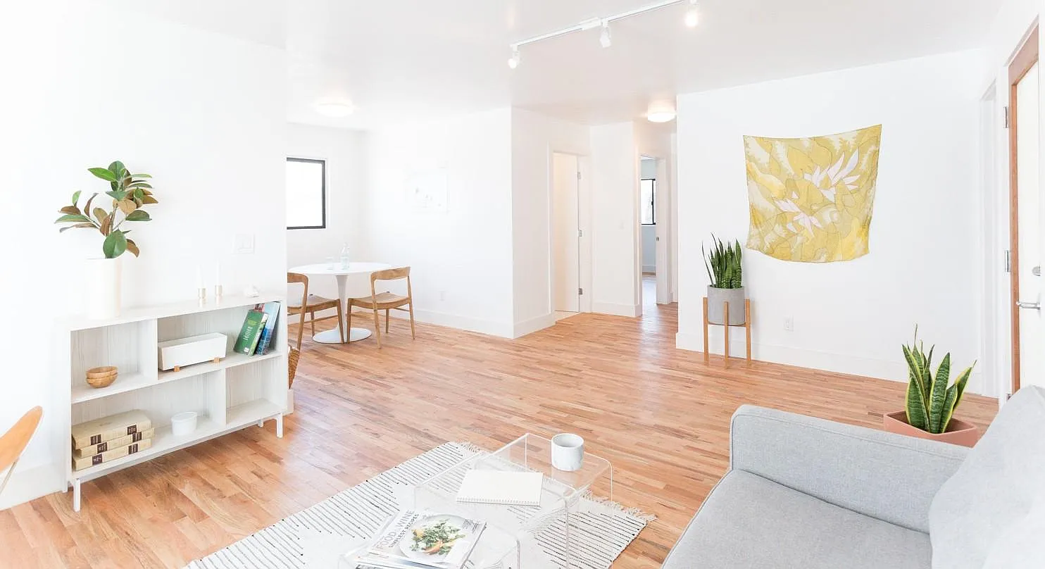 3 bed, 1125 sqft, $3,100 — Photo 4