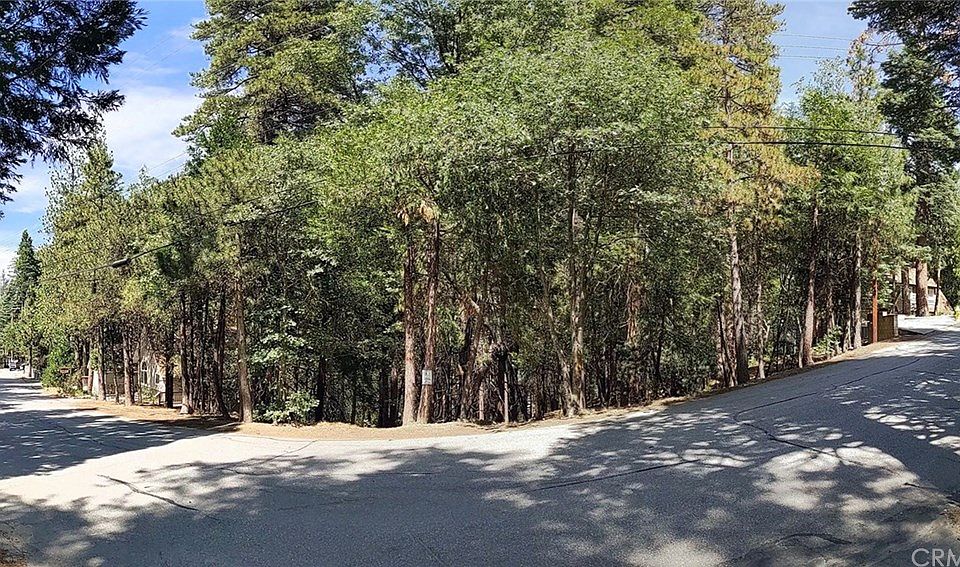 1st image of 389 Annandale Dr