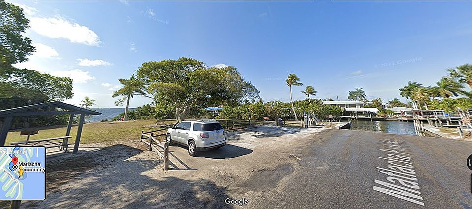 1st image of 236 NW 23rd Ave