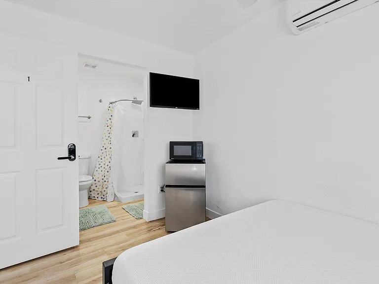 2956 E Mobile Ln — Photo 15