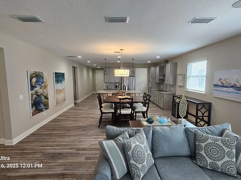 21 Los Lagos Blvd — Photo 12