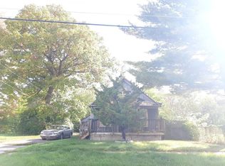 2712 Maplewood Ave, Saginaw, MI 48601