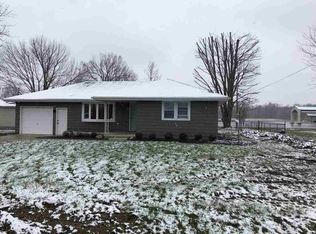 3006 E McGalliard Rd, Muncie, IN 47303