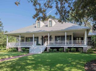 1910 Seville Dr, Pensacola, FL 32503