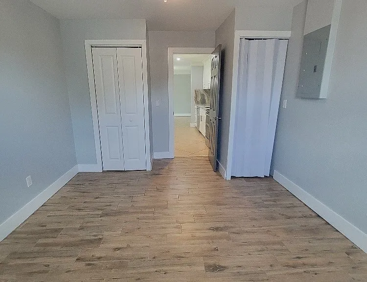 203 Redcliff Ave — Photo 10