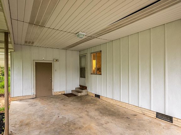 5th image of 1 Glenmere Dr